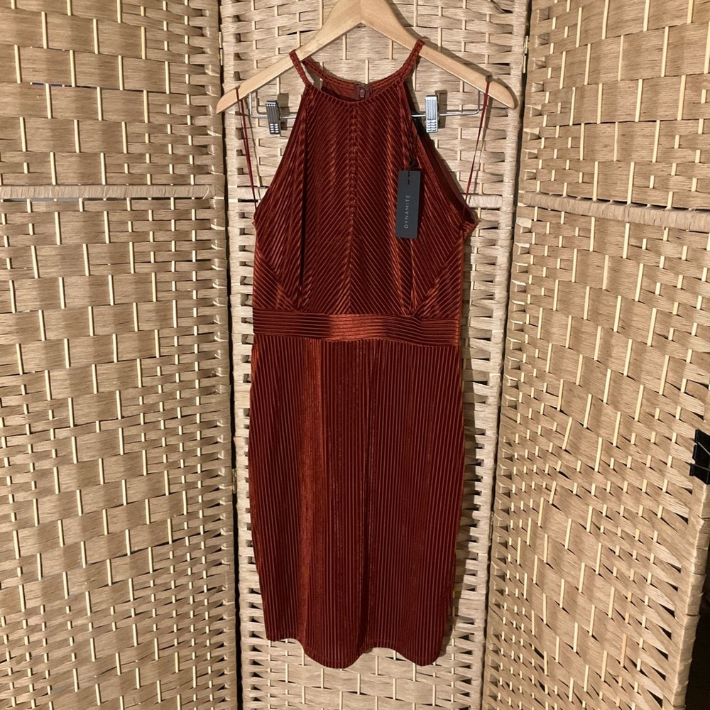 NWT Dynamite Velvet Bodycon Dress - Picture 8 of 14